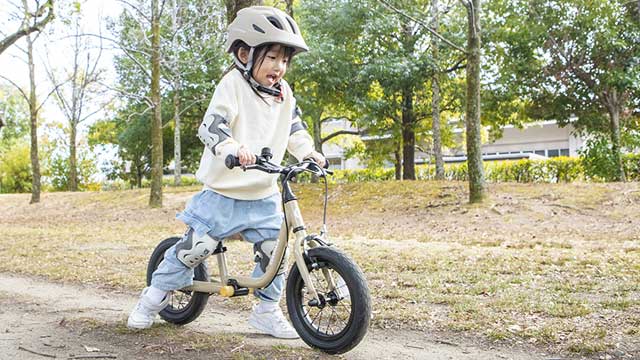 バイクをまたぐところから始めましょう